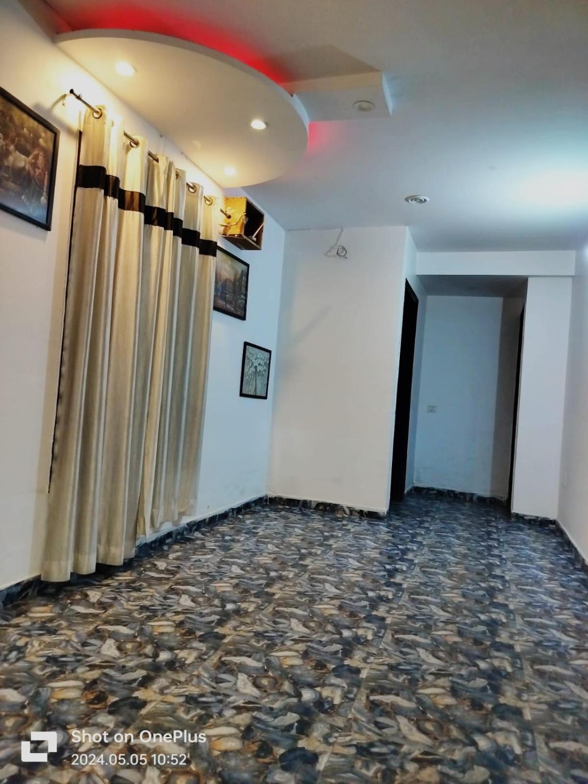 Hotel Janvi Palace Delhi  Extérieur photo